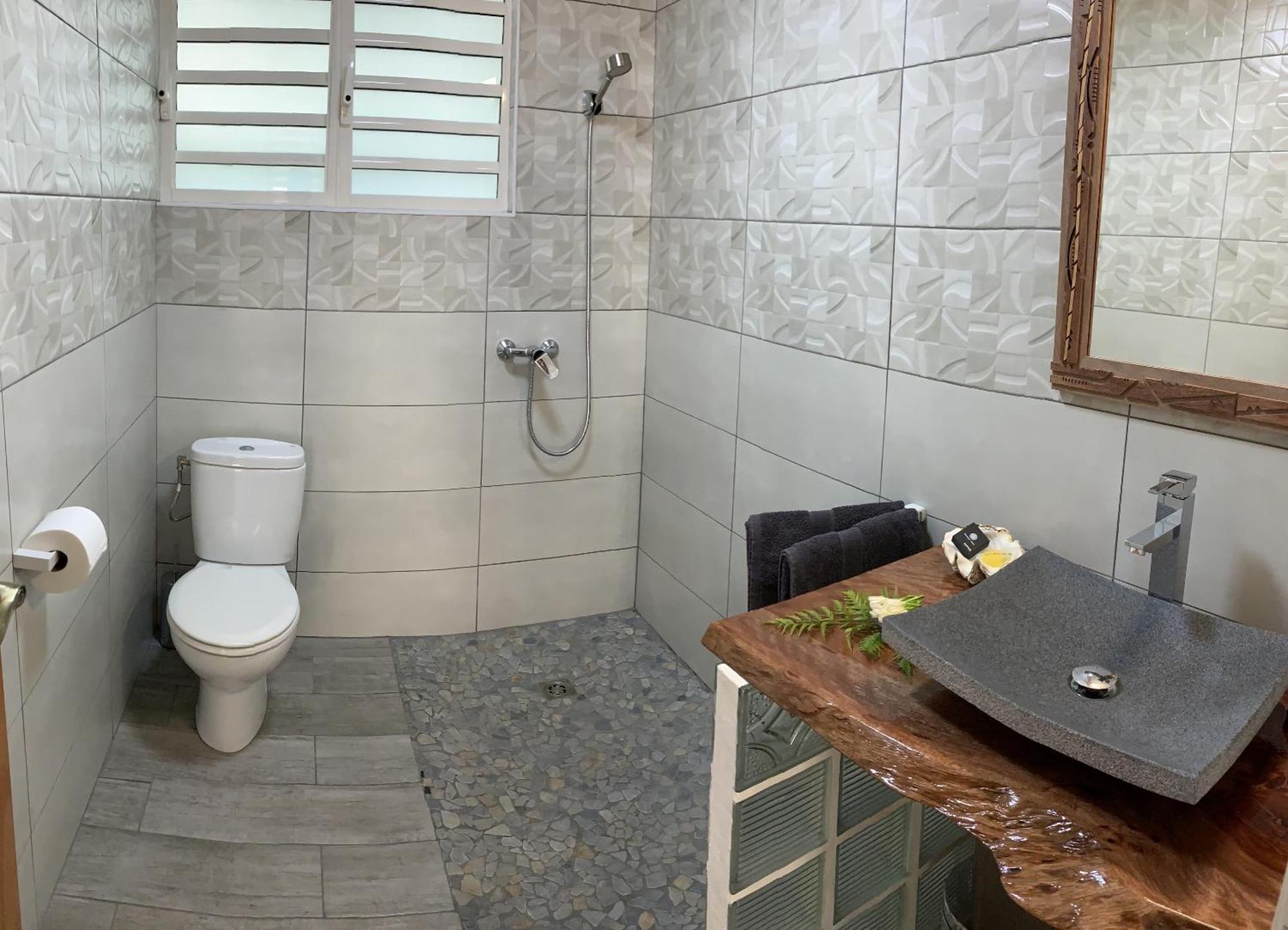 Pare Lodge Tahiti Pirae Pokoj fotografie